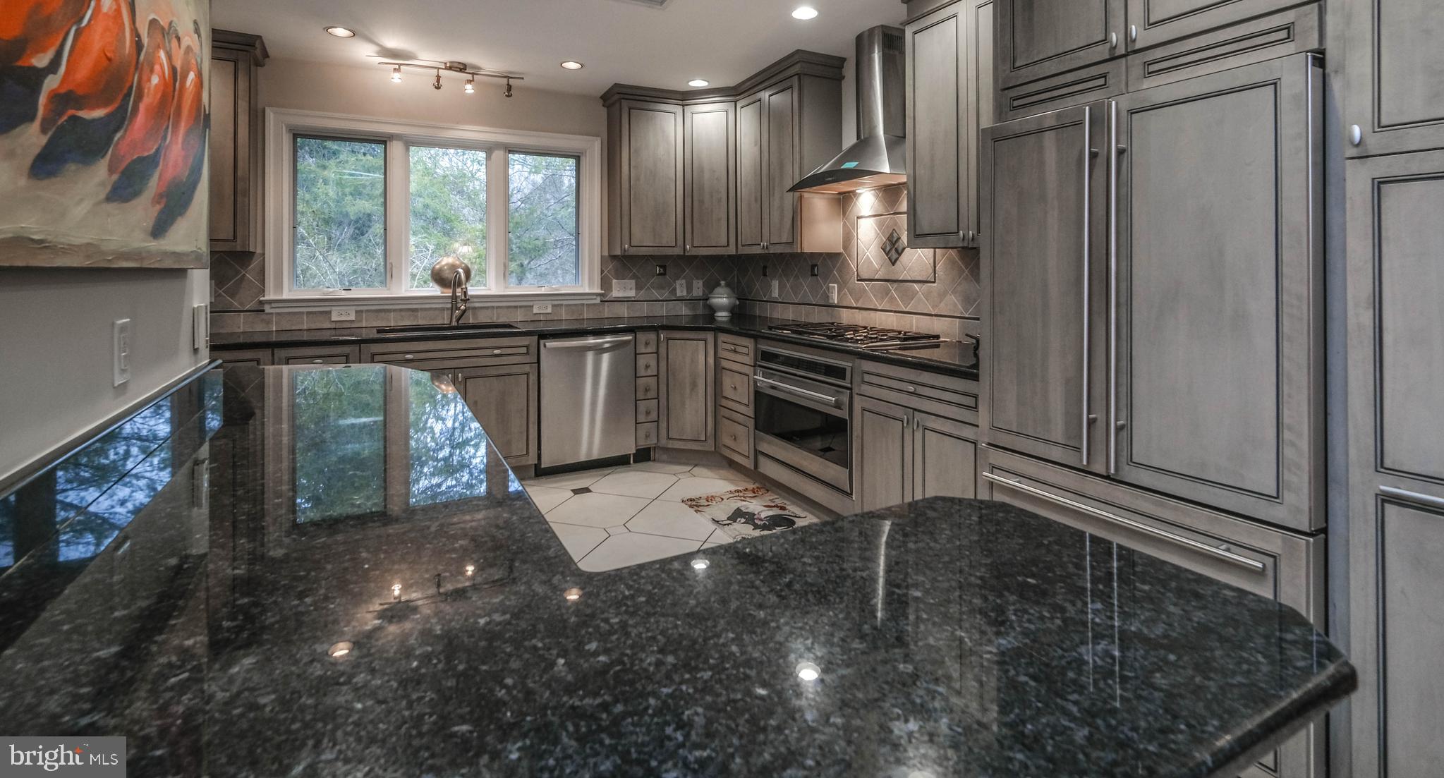 BELMONT - Residential