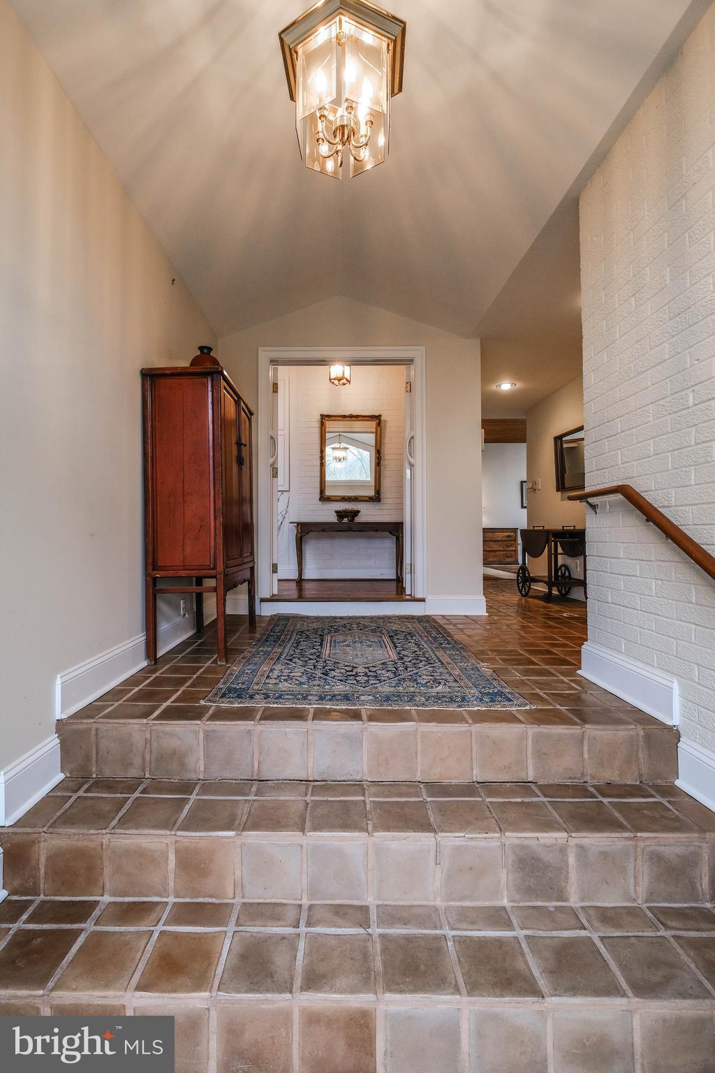 BELMONT - Residential