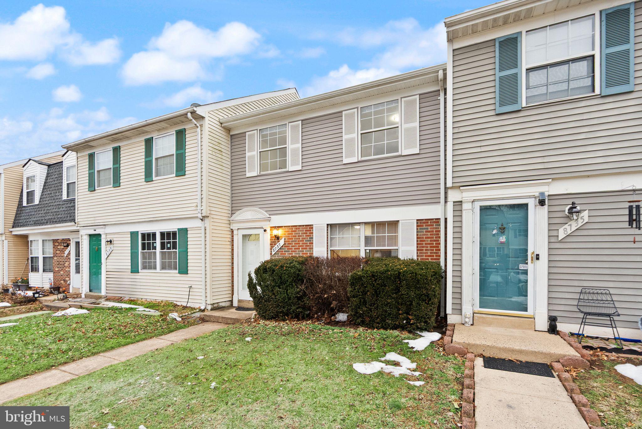 POINT OF WOODS EAST - Residential