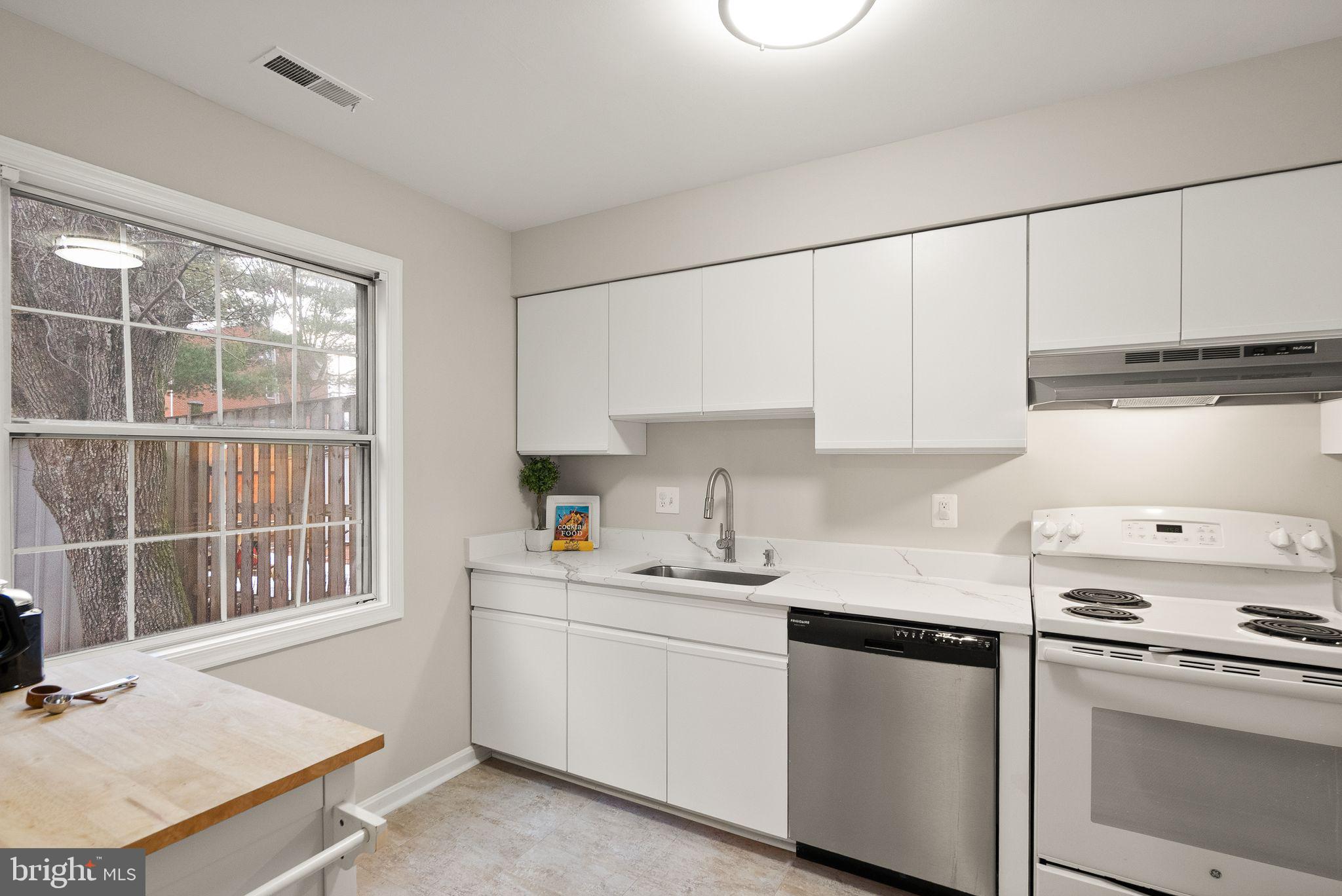 POINT OF WOODS EAST - Residential