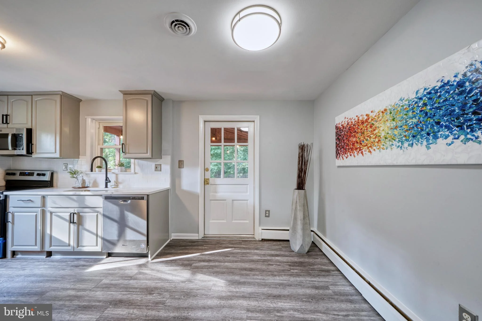 7618 Roanoke Avenue, Annandale, VA 22003
