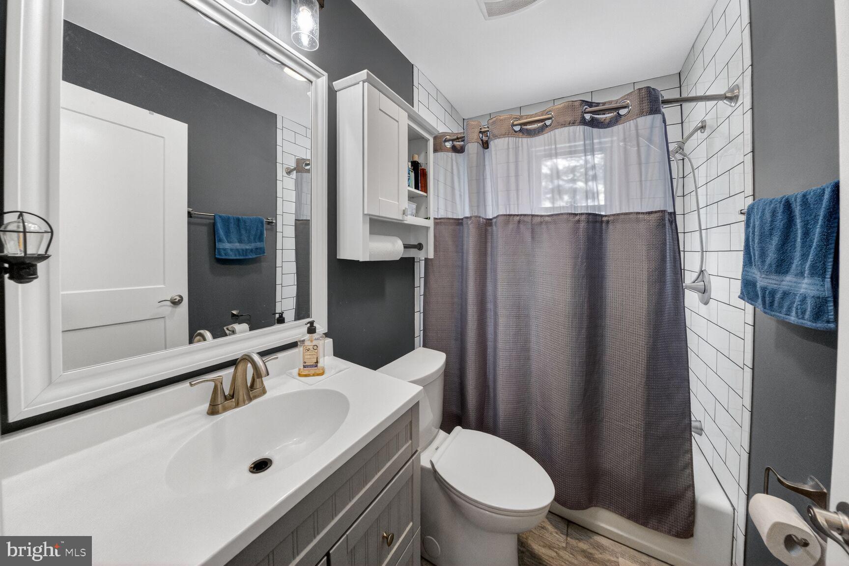 HOLLYWOOD - Residential