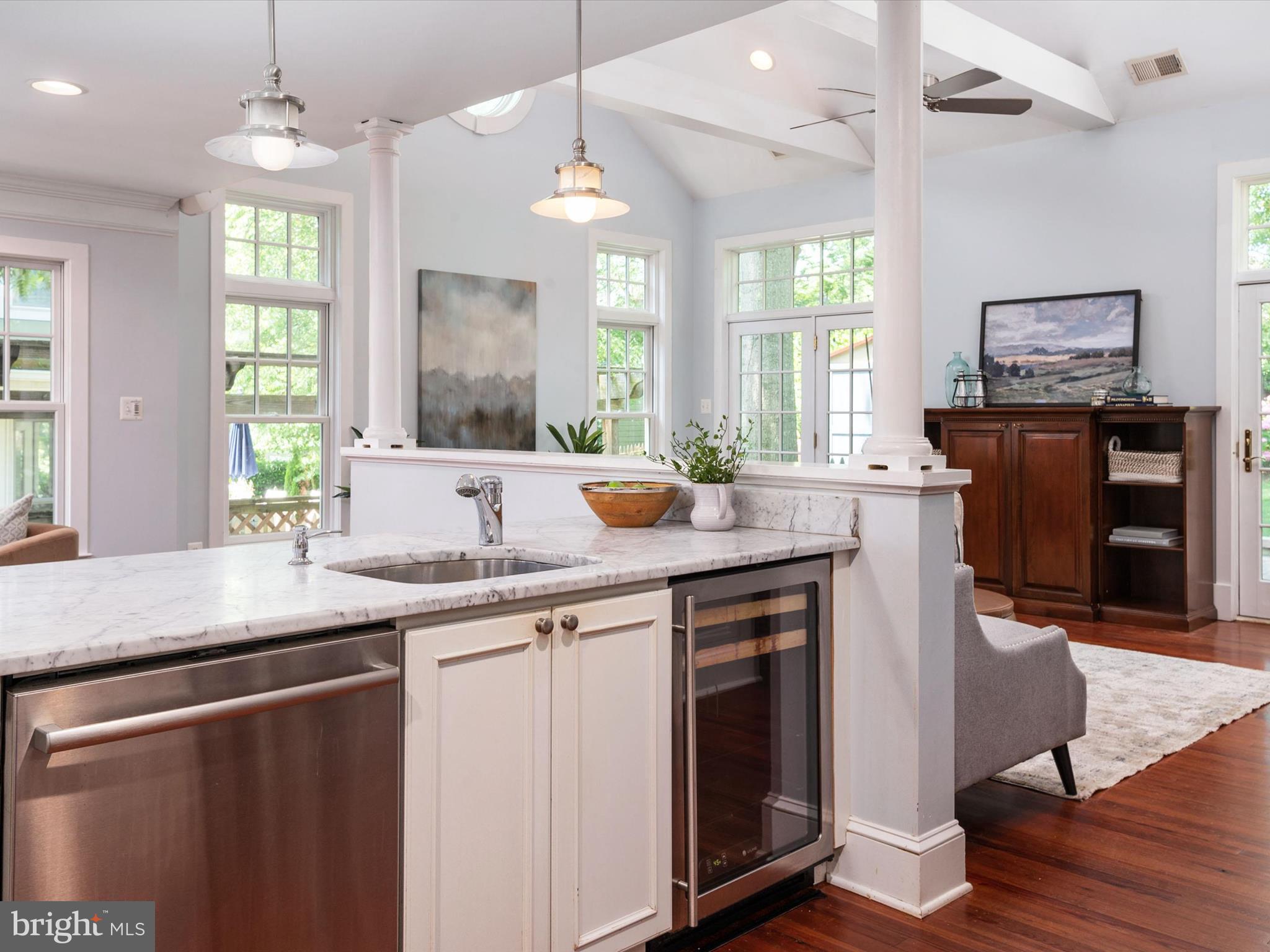 MURRAY HILL - Residential