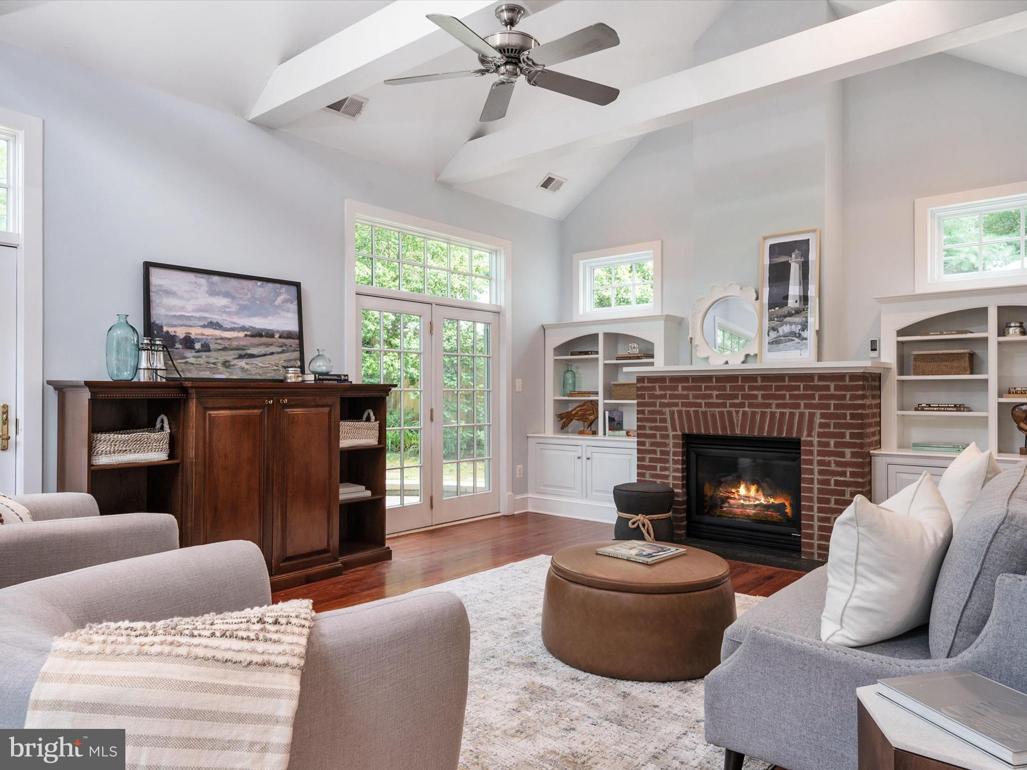 MURRAY HILL - Residential