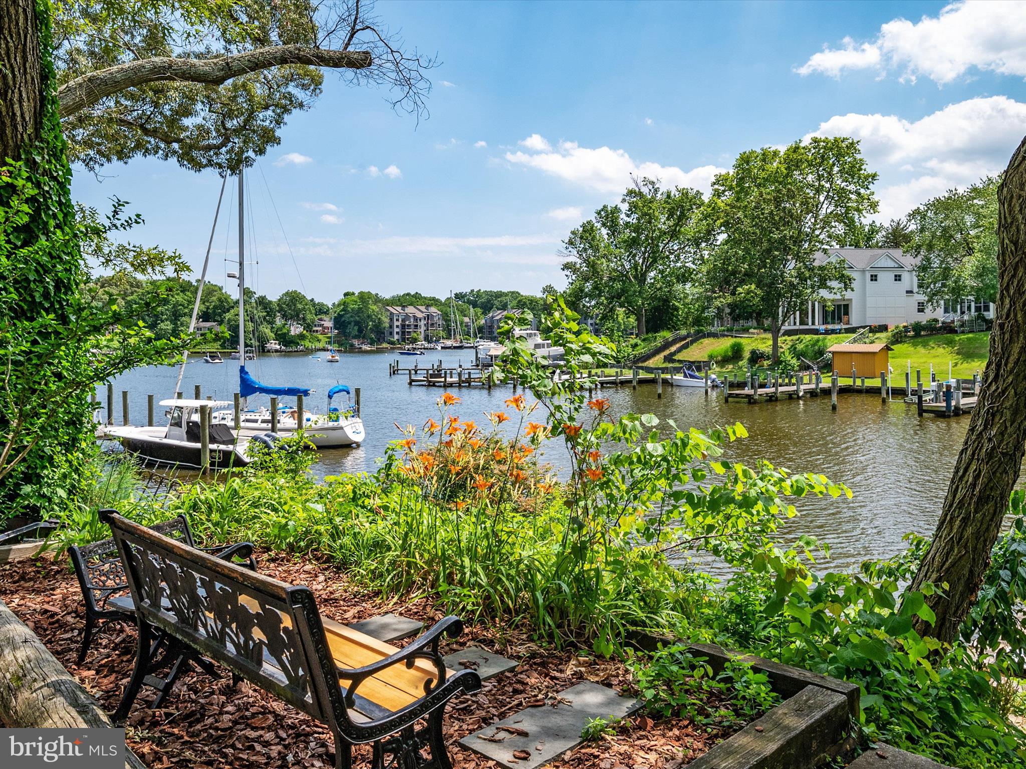 MURRAY HILL - Residential