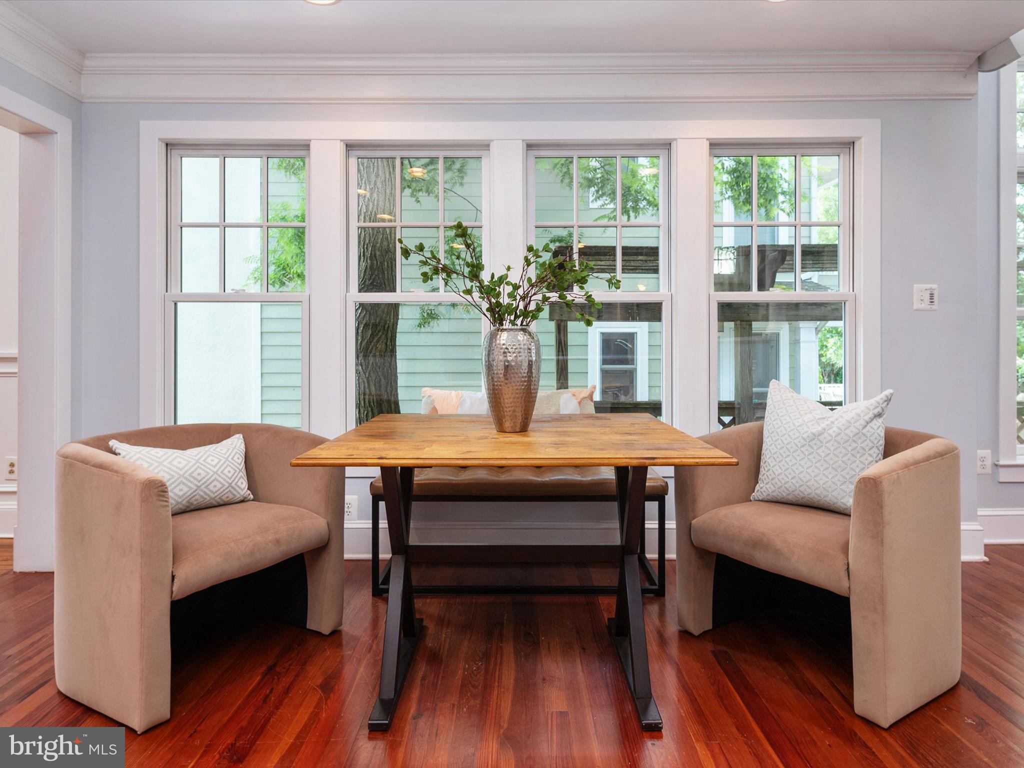 MURRAY HILL - Residential