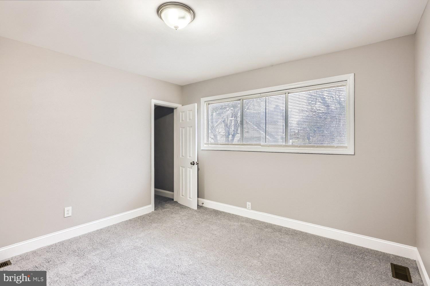 FRANKFORD - Residential