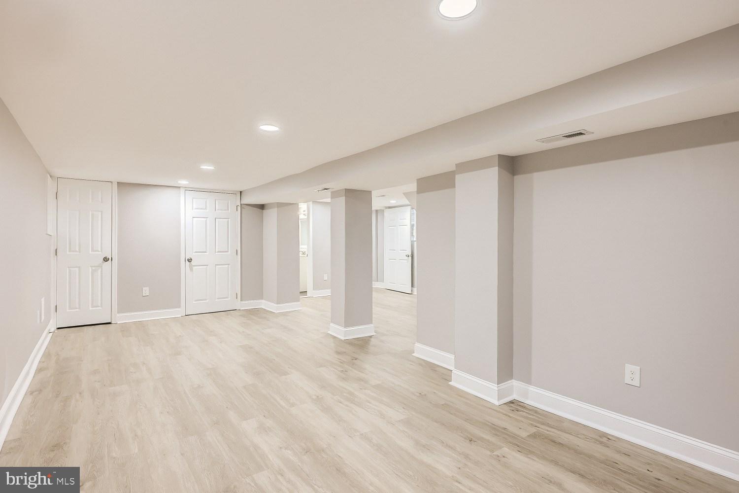 FRANKFORD - Residential