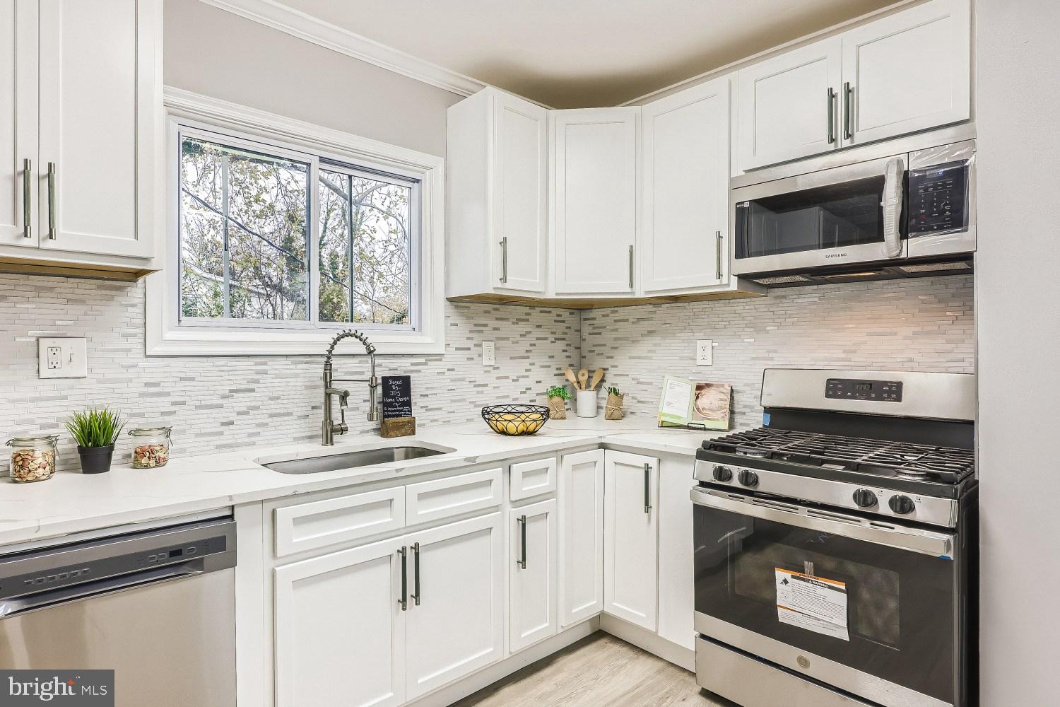 FRANKFORD - Residential