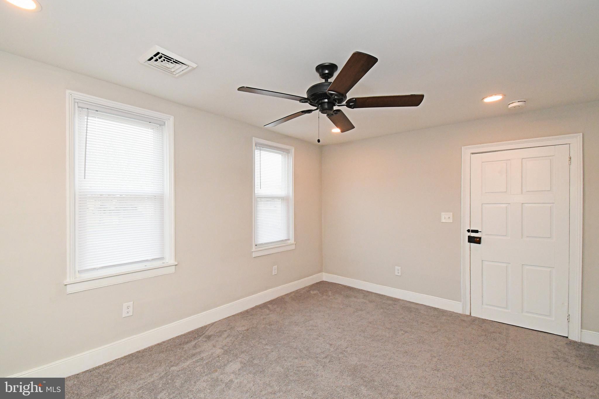 FRANCONIA HUNT - Residential