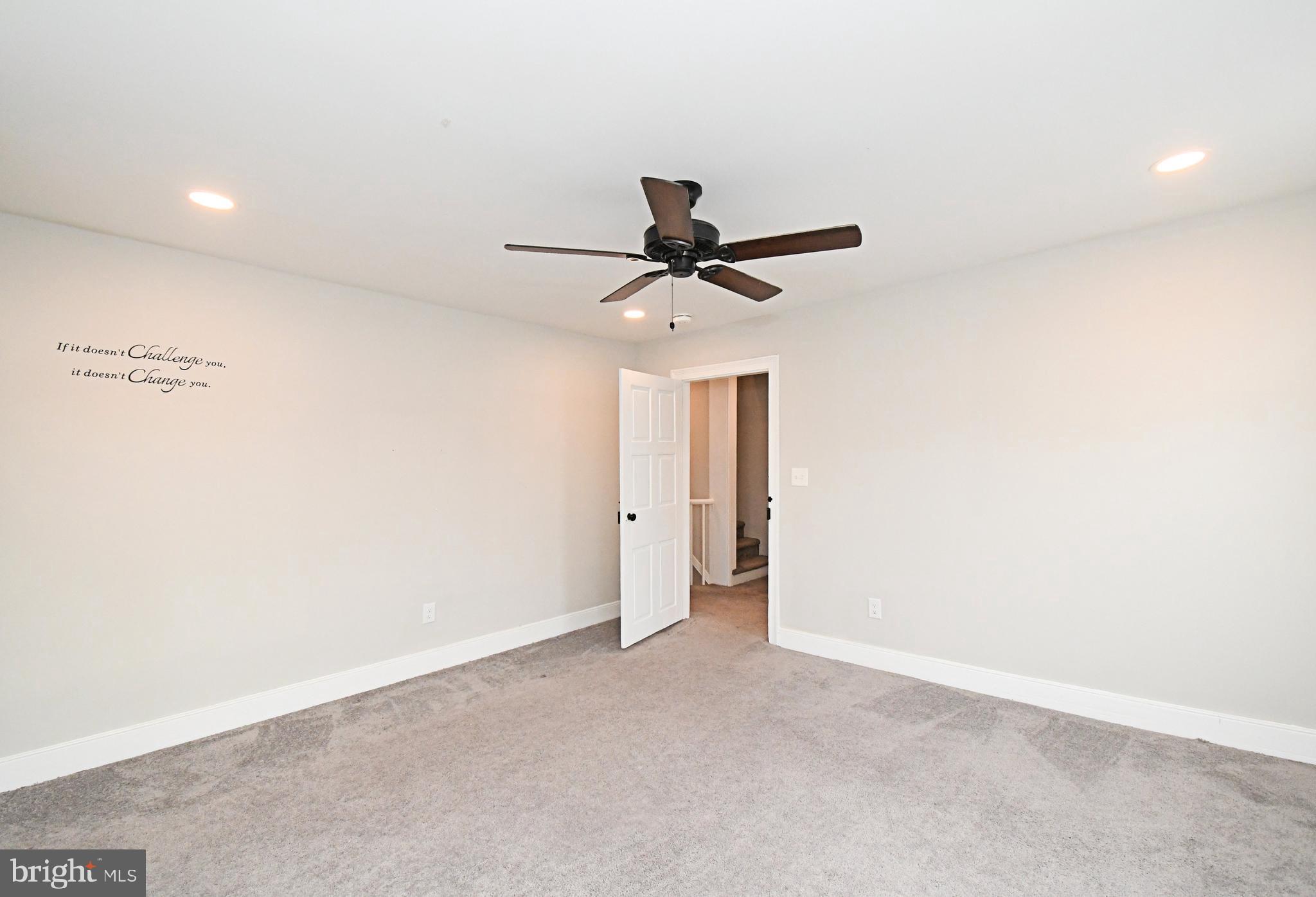 FRANCONIA HUNT - Residential