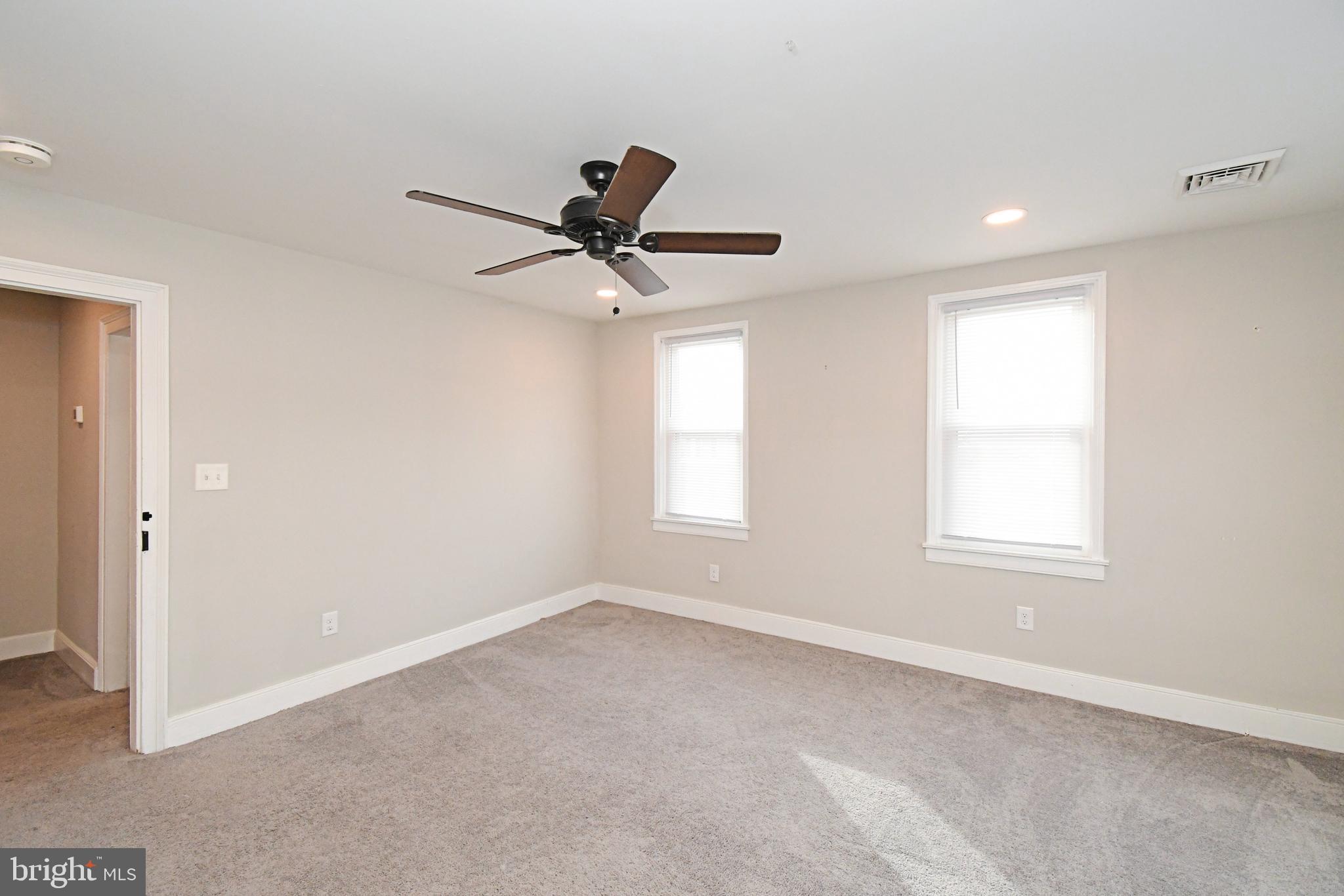 FRANCONIA HUNT - Residential