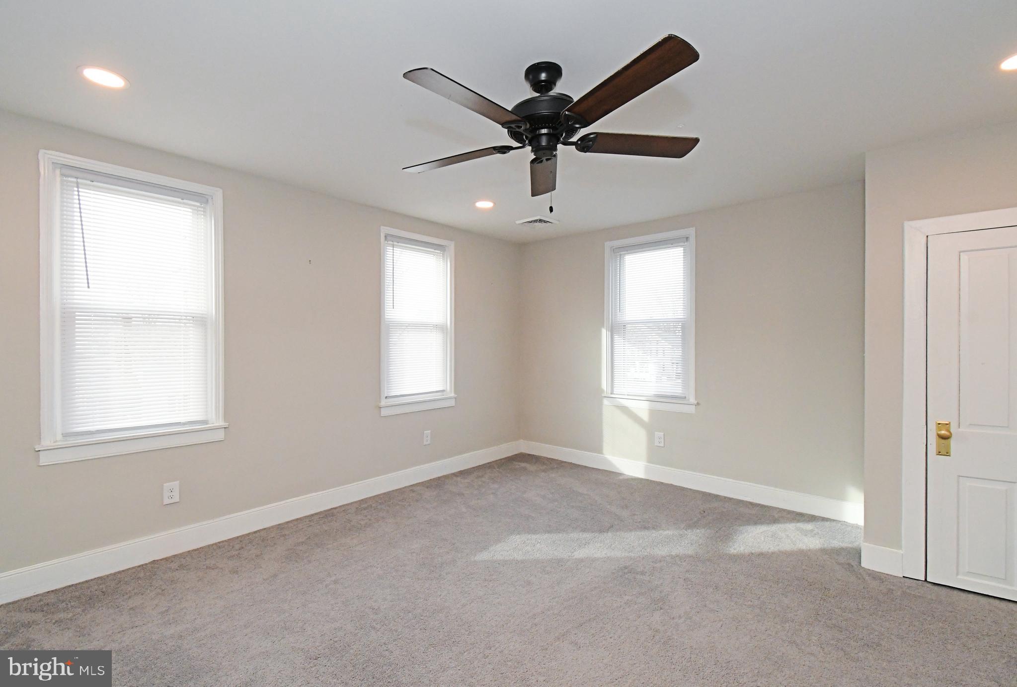 FRANCONIA HUNT - Residential