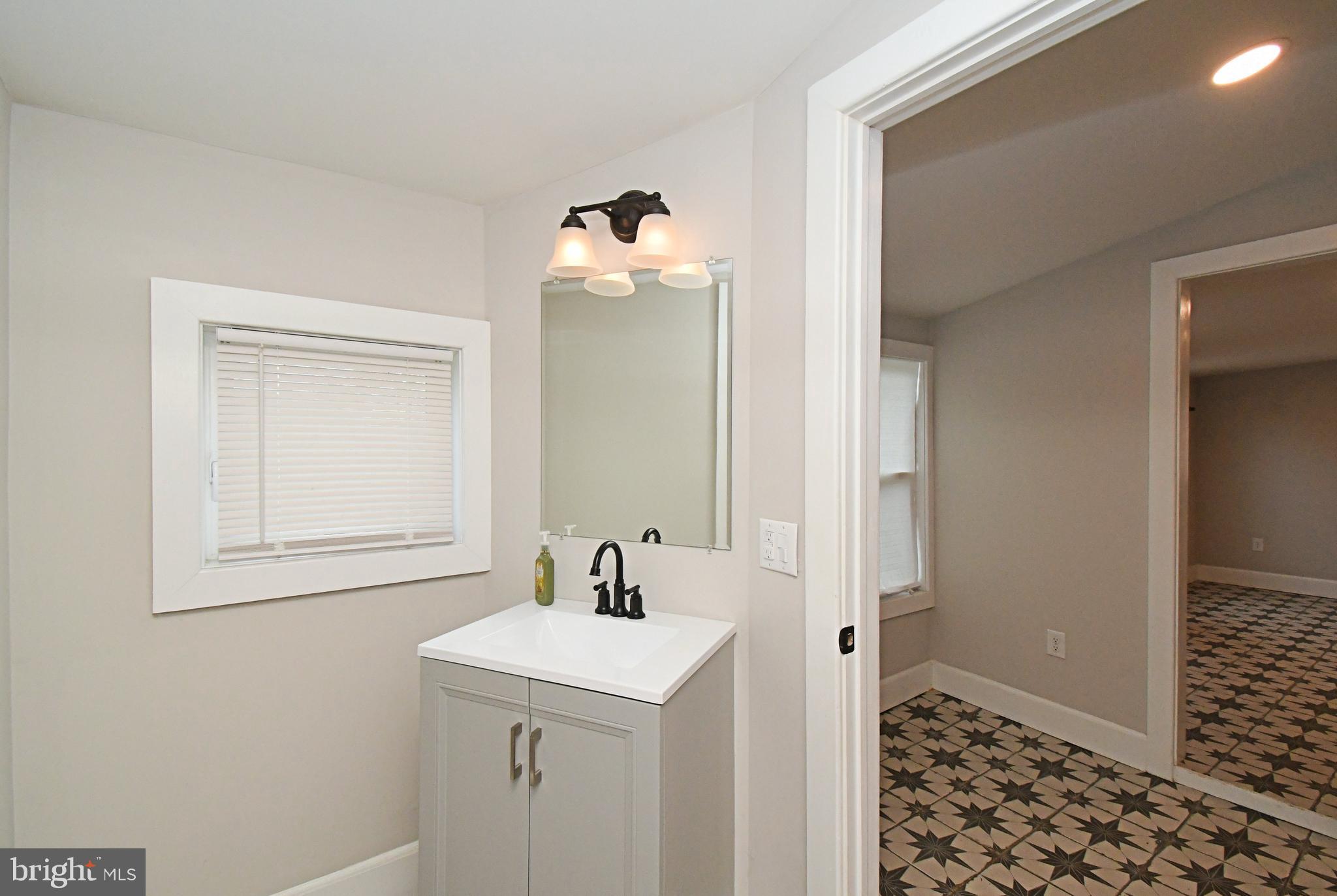 FRANCONIA HUNT - Residential