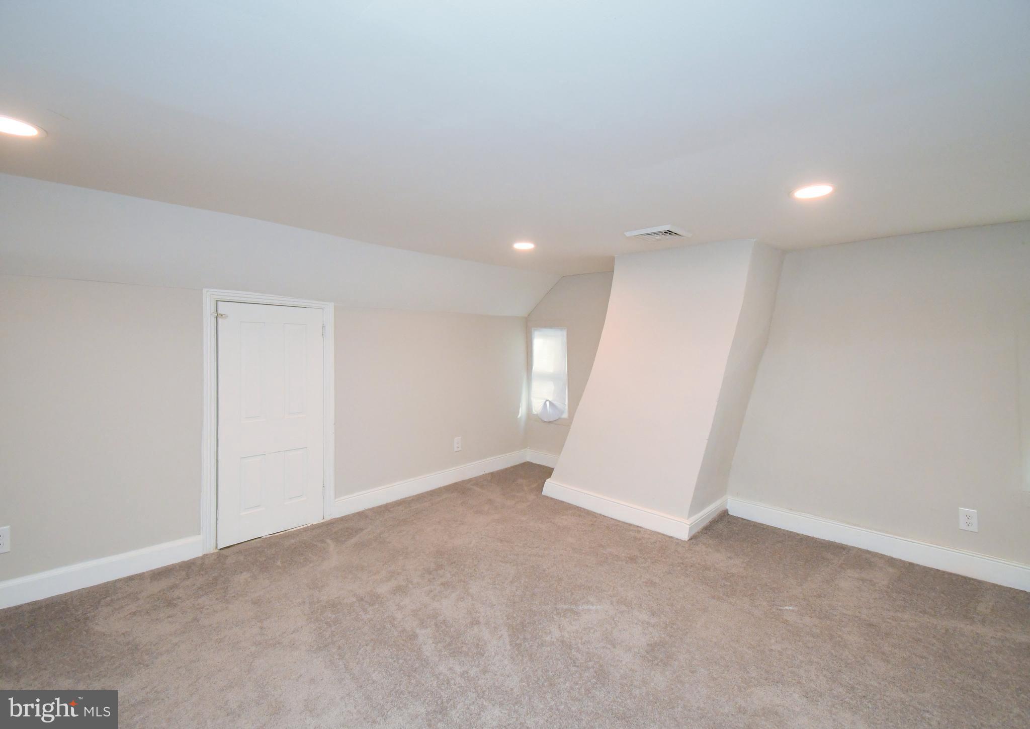 FRANCONIA HUNT - Residential