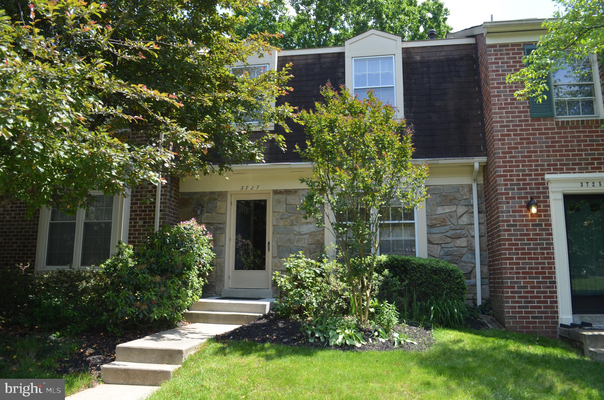 LAFAYETTE VILLAGE - Residential Lease