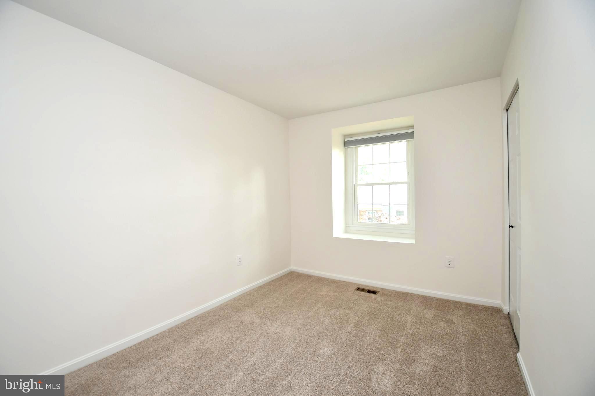 LAFAYETTE VILLAGE - Residential Lease