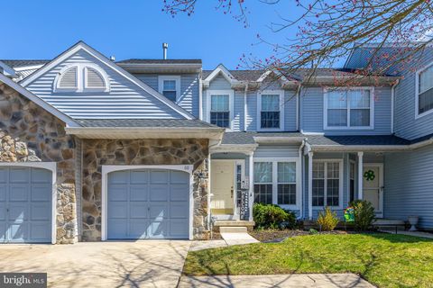 Townhouse For Sale - 68 Kerry Lynn Court<br/> Gloucester County, WILLIAMSTOWN, NJ 08094