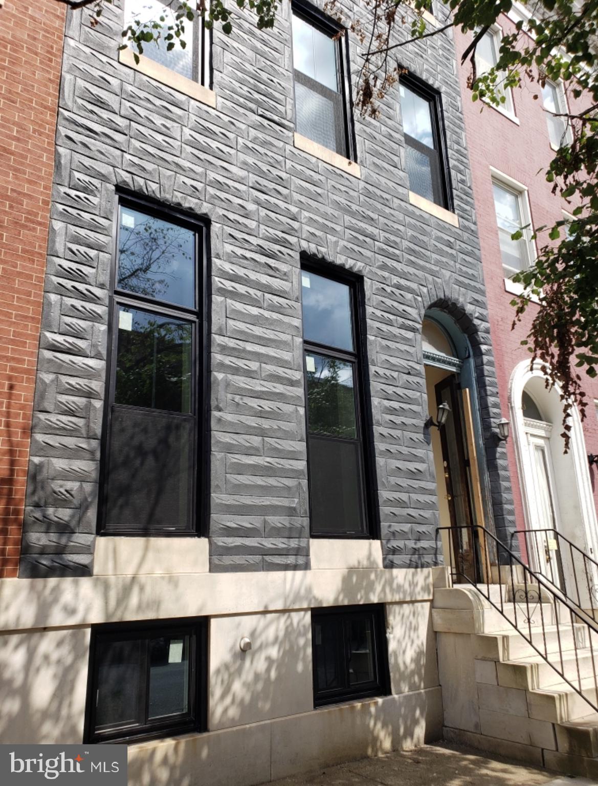 LAFAYETTE SQUARE - Residential