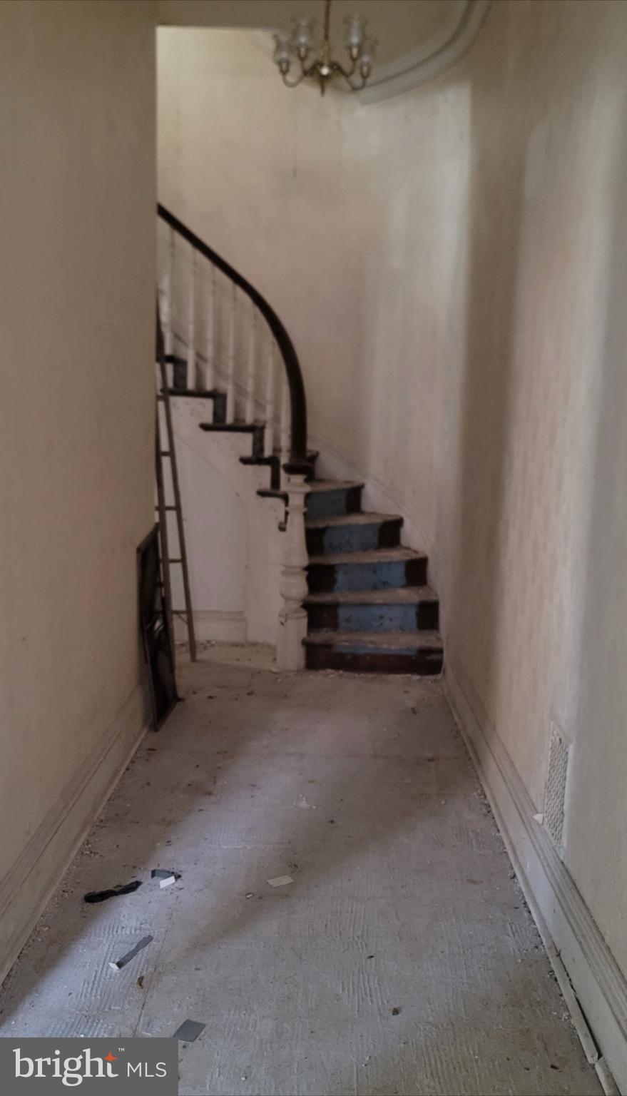 LAFAYETTE SQUARE - Residential