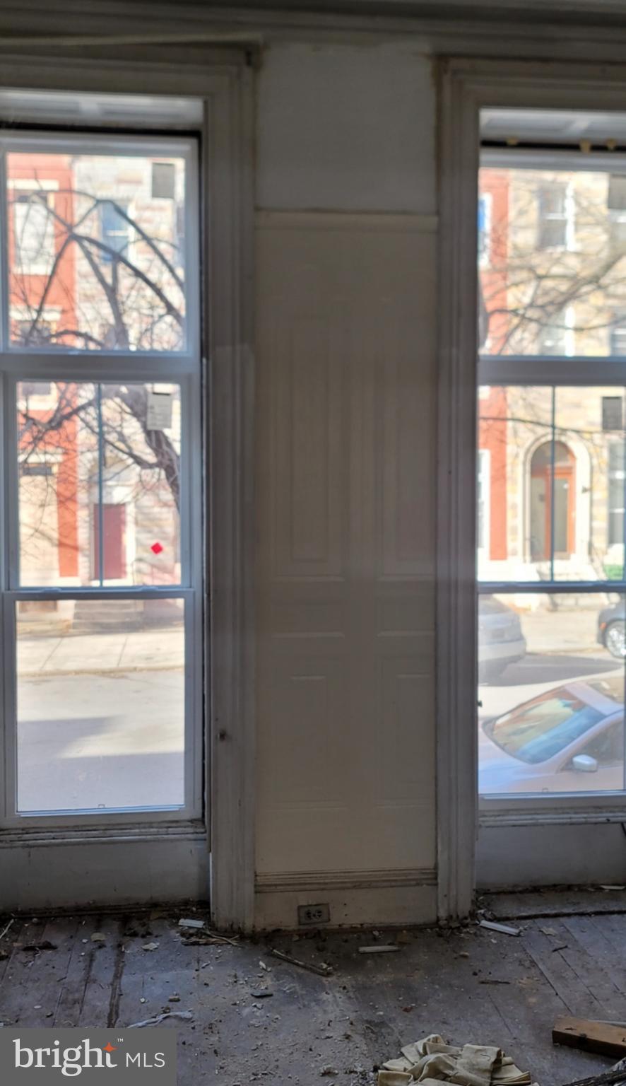 LAFAYETTE SQUARE - Residential