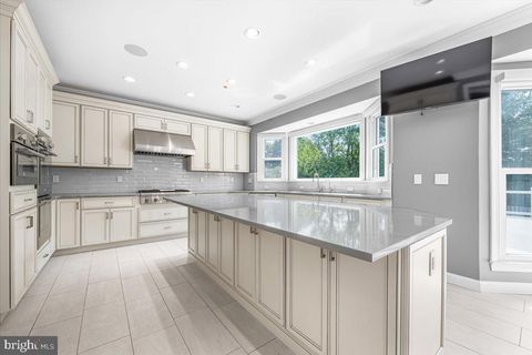 Tiny photo for 6603 Babak Drive, FREDERICK, MD 21702 (MLS # MDFR2081326)