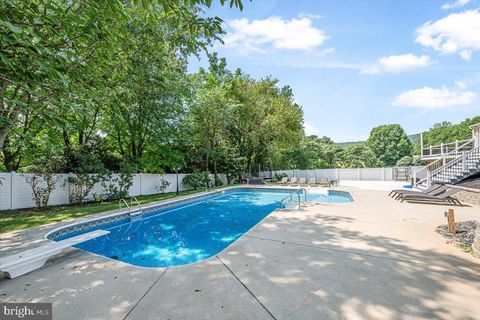 Tiny photo for 6603 Babak Drive, FREDERICK, MD 21702 (MLS # MDFR2081326)