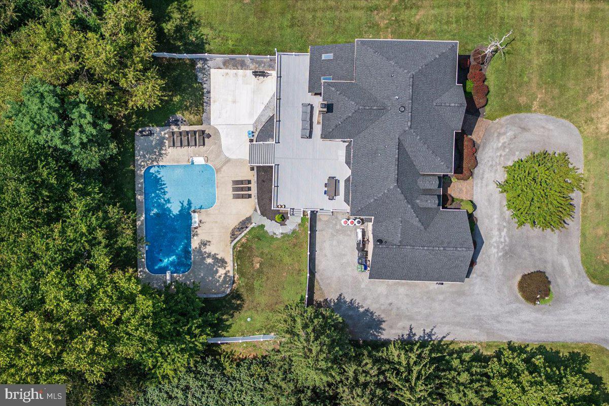 HIGHMEADOWS - Residential