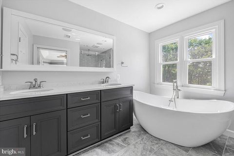 Tiny photo for 6603 Babak Drive, FREDERICK, MD 21702 (MLS # MDFR2081326)