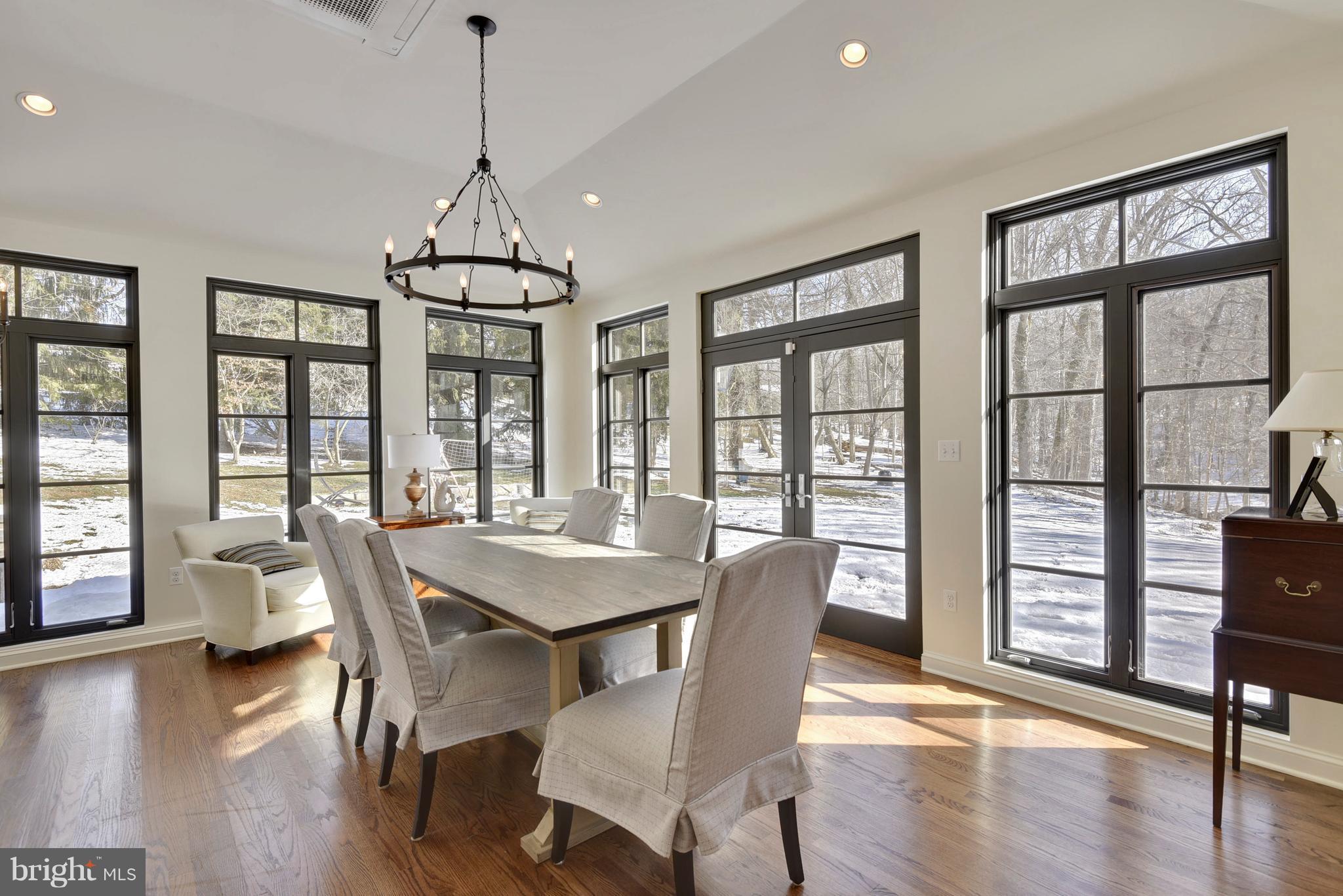 RUXTON - Residential