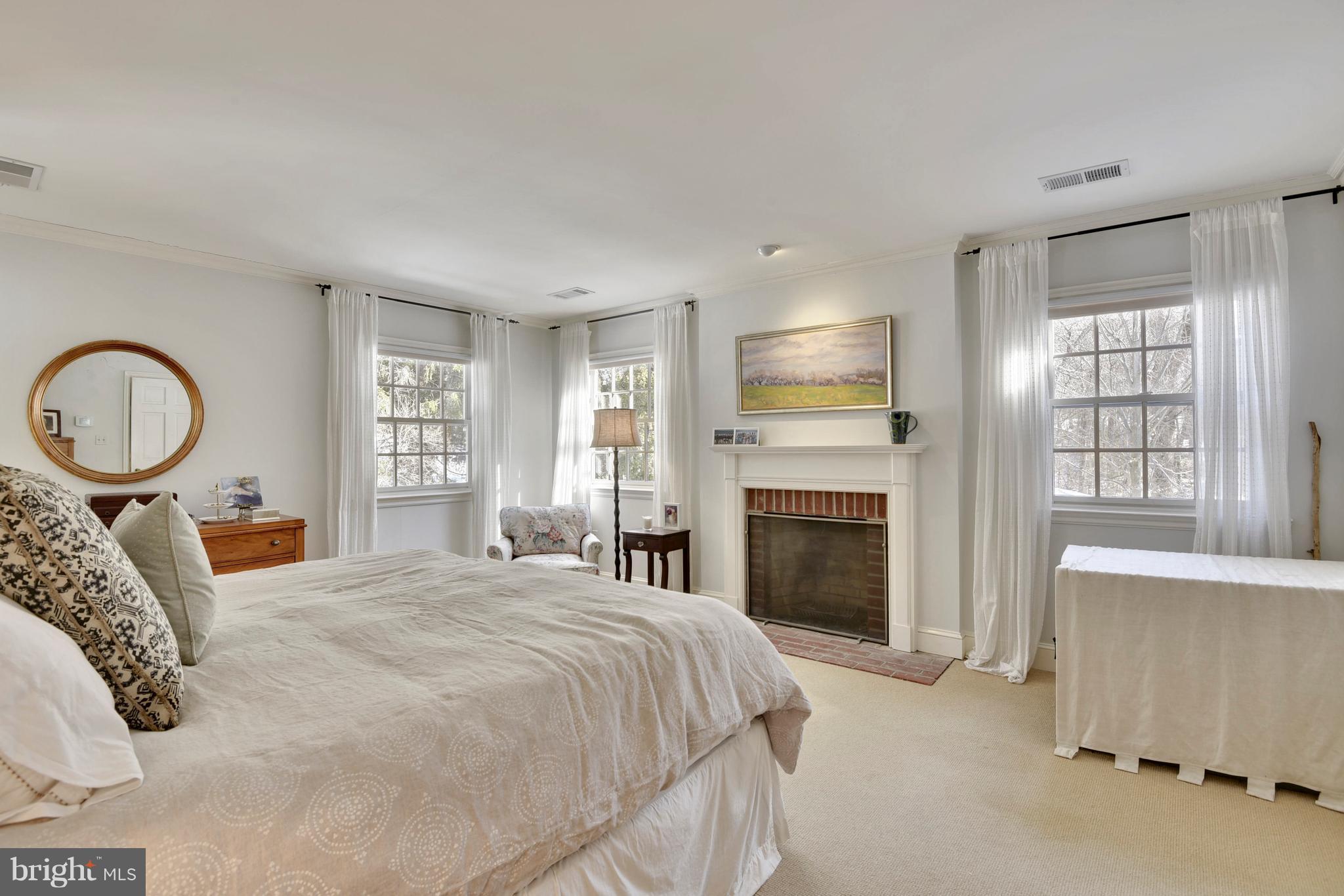 RUXTON - Residential