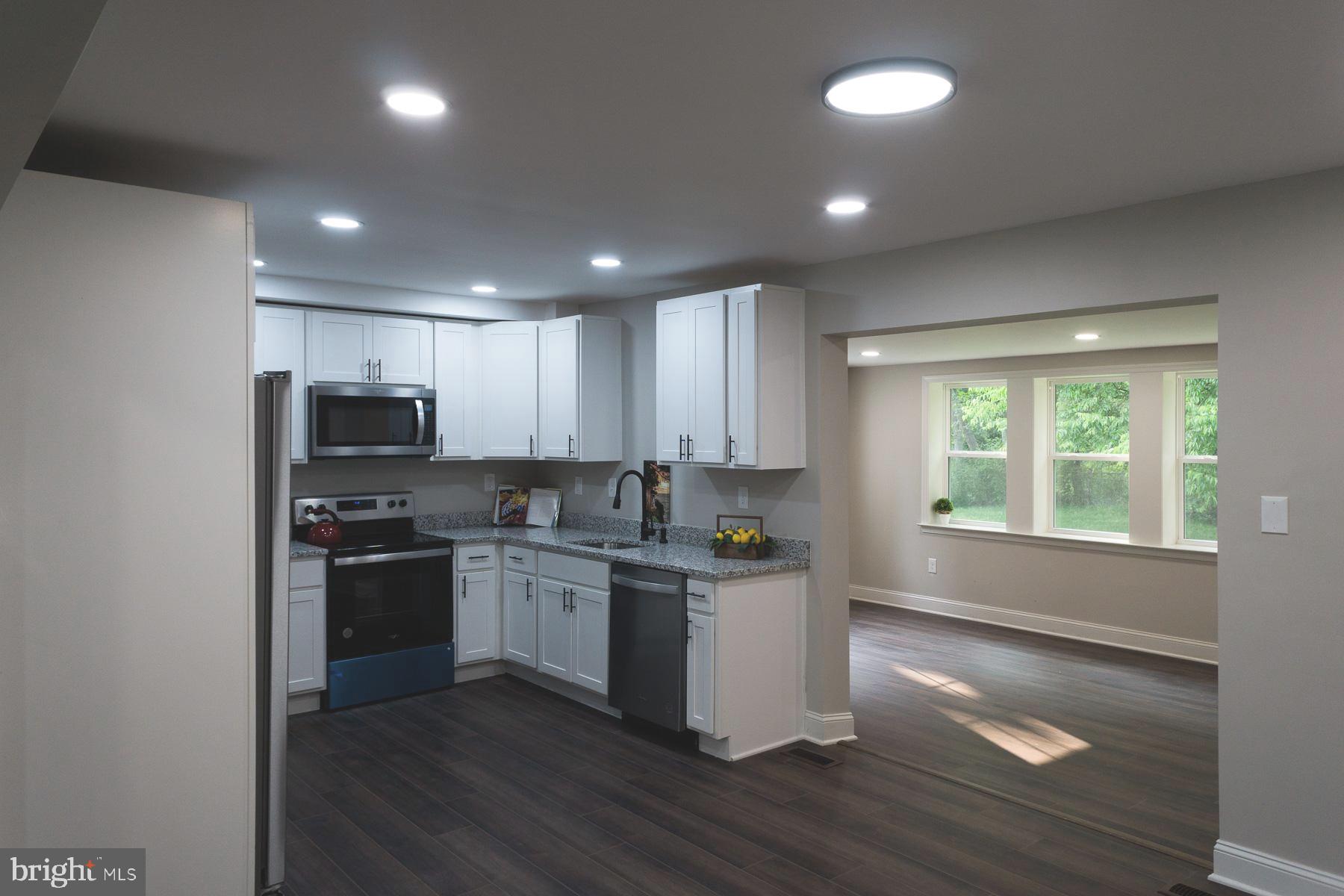 AMBER MEADOWS - Residential