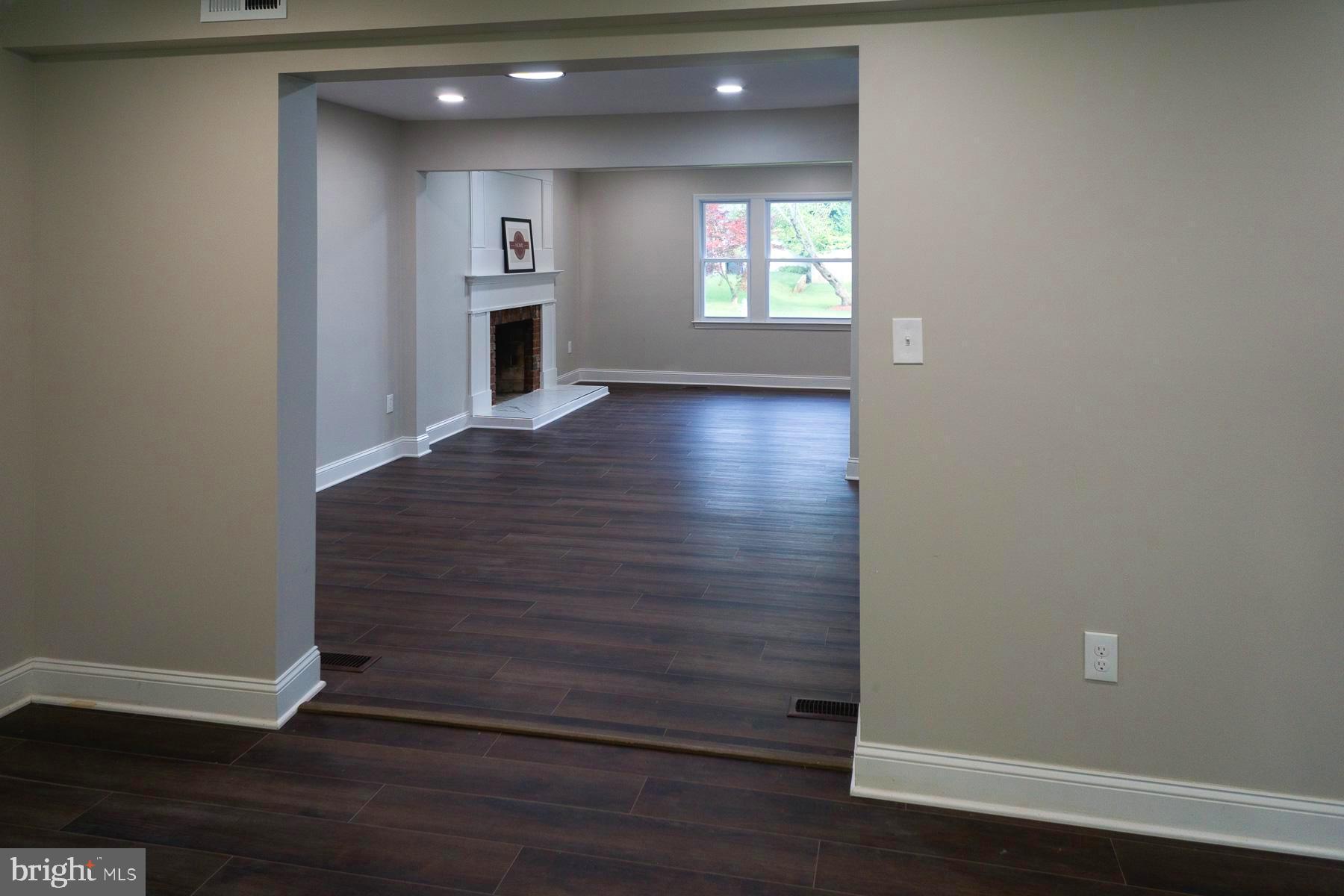 AMBER MEADOWS - Residential