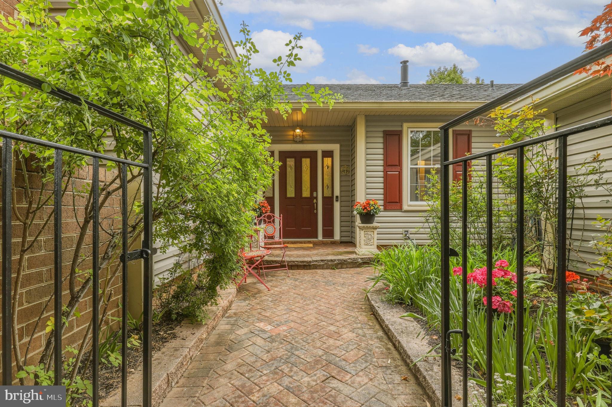 WILLIAMS RANGE - Residential