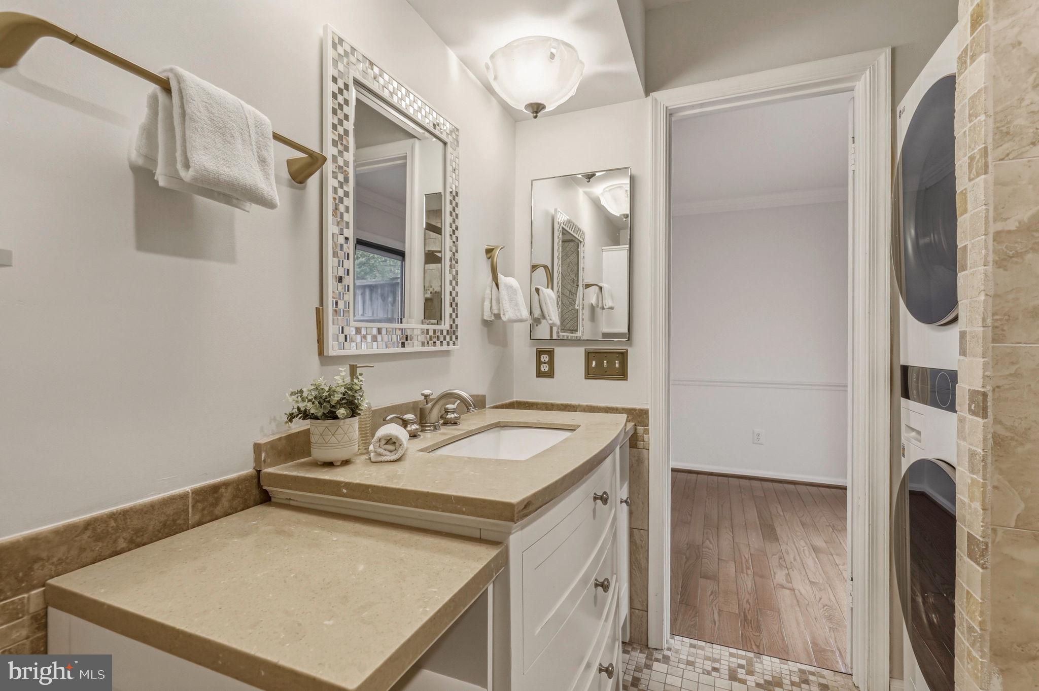 WILLIAMS RANGE - Residential