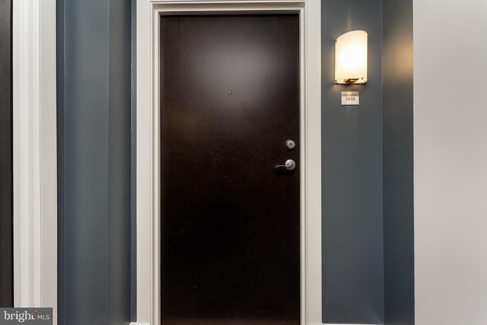 851 N GLEBE ROAD 1818