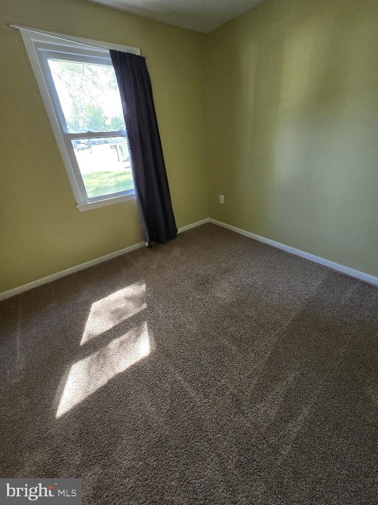 FOX RUN - Residential Lease