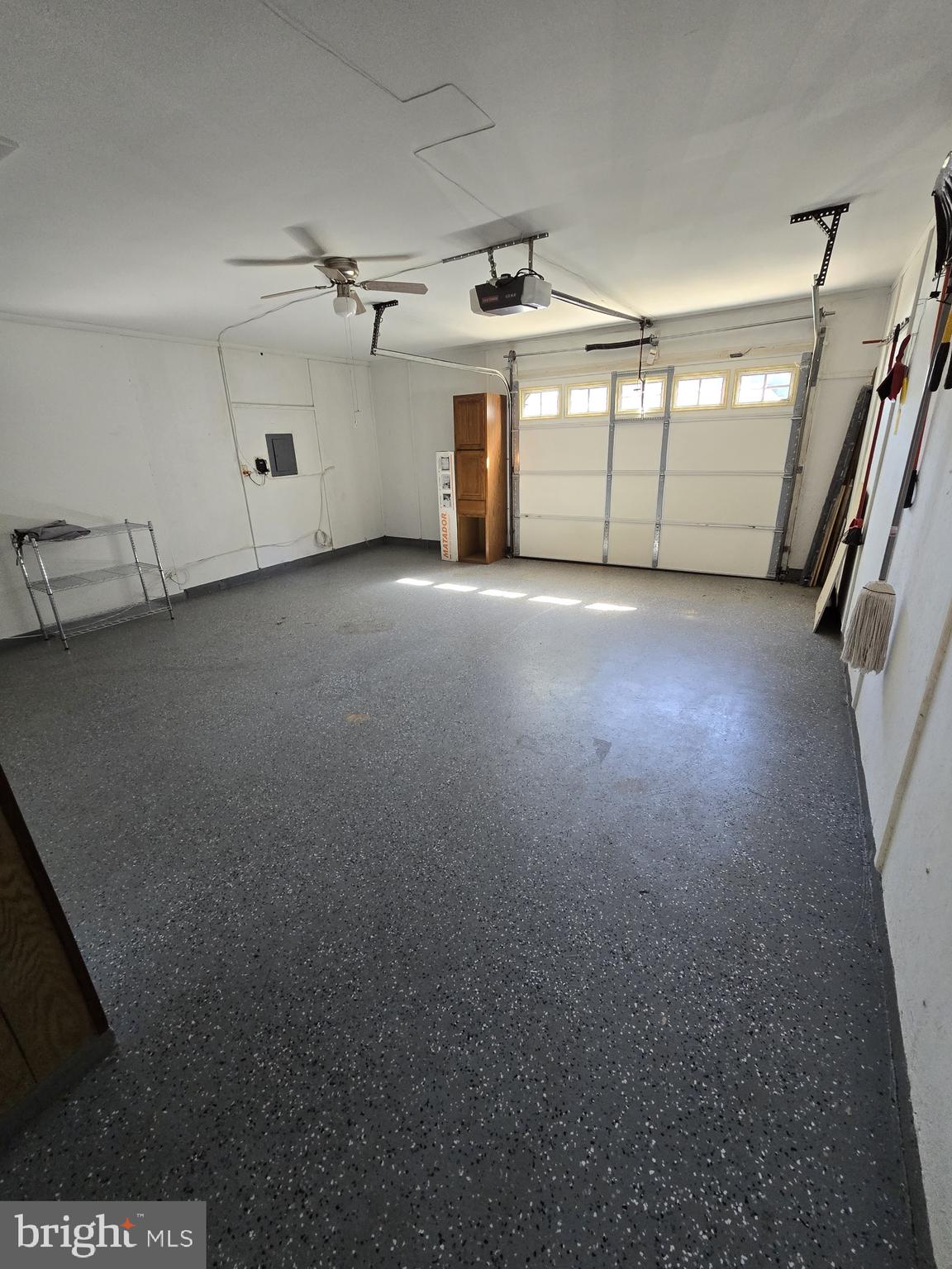 FOX RUN - Residential Lease