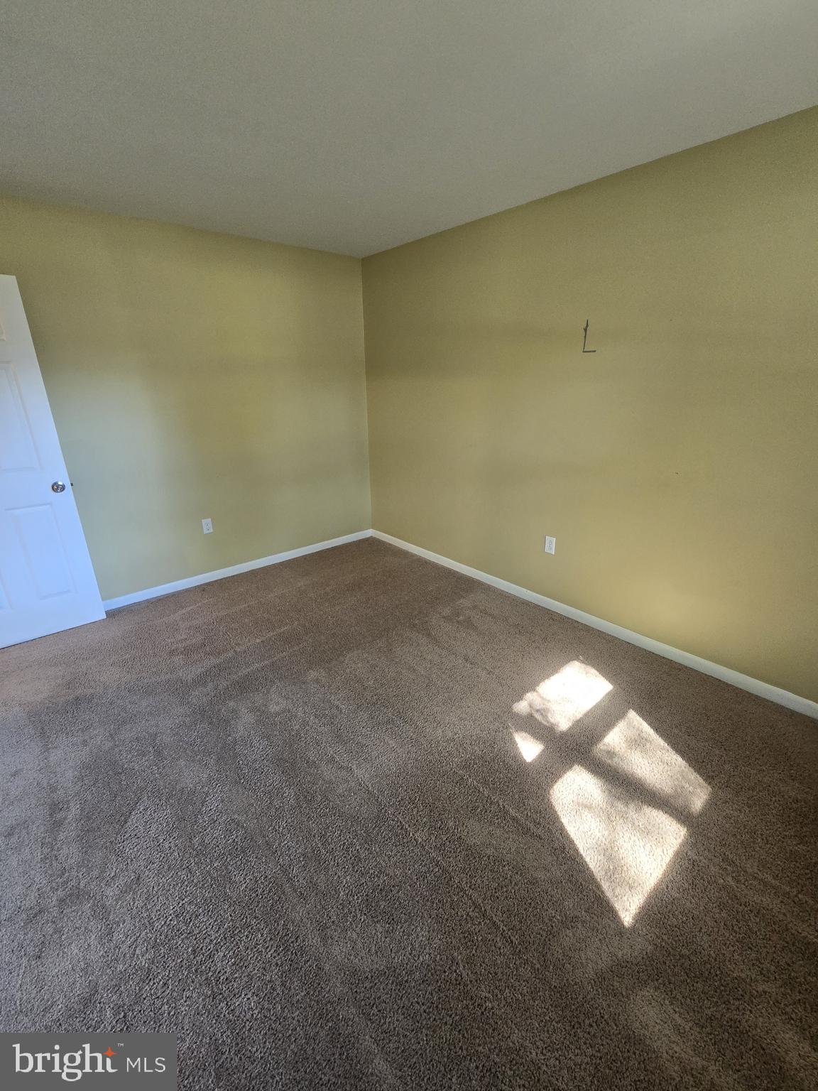 FOX RUN - Residential Lease