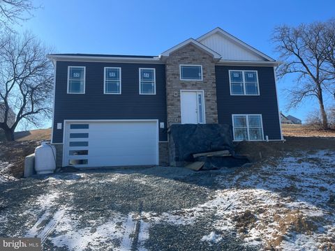 Homes For Sale - 8286 Capri Court<br/> WAYNESBORO, PA 17268