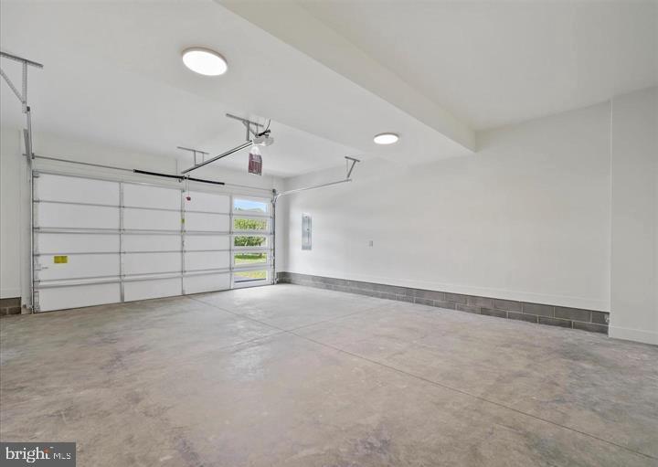 HUNTERS RIDGE - Residential