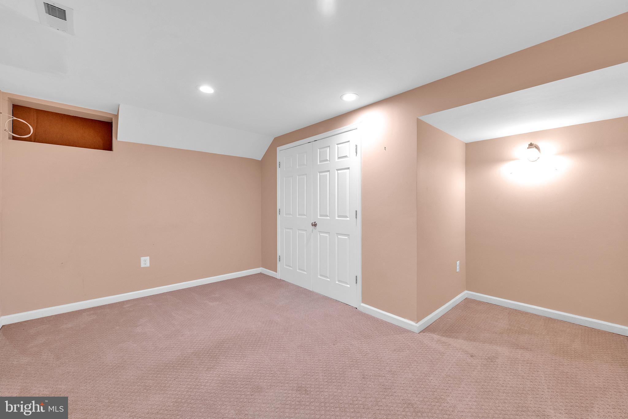 NEWBRIDGE - Residential