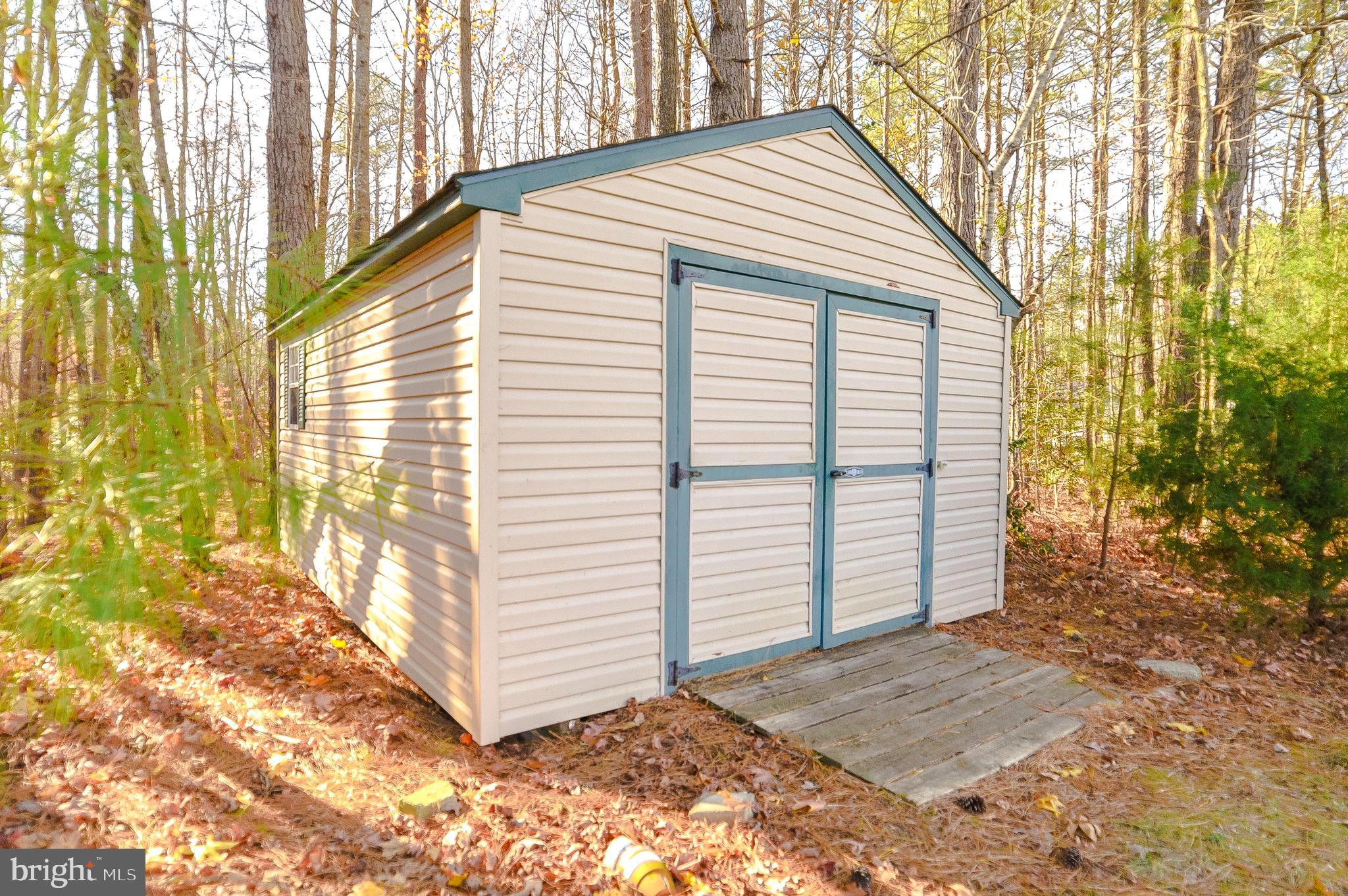 NEWTON MANOR - Residential