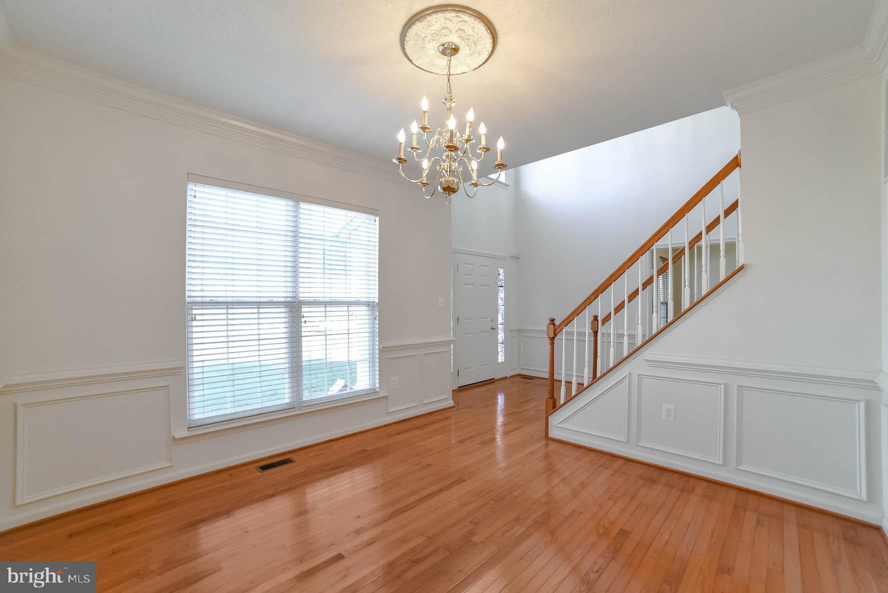 NEWTON MANOR - Residential