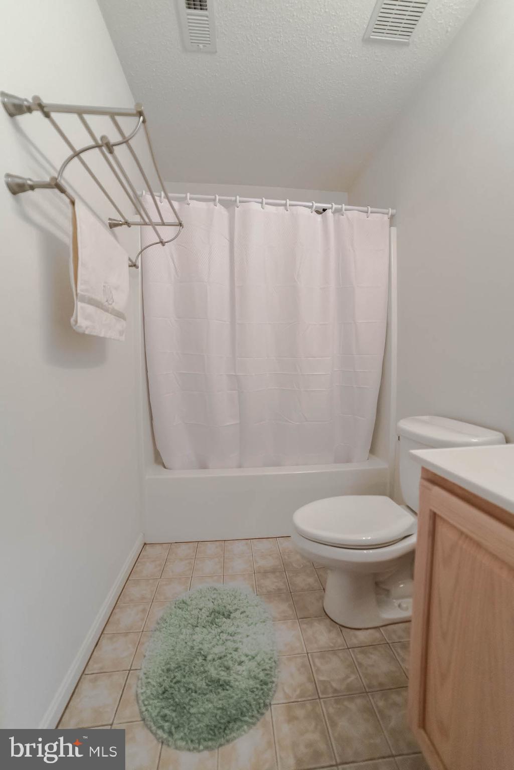 NEWTON MANOR - Residential