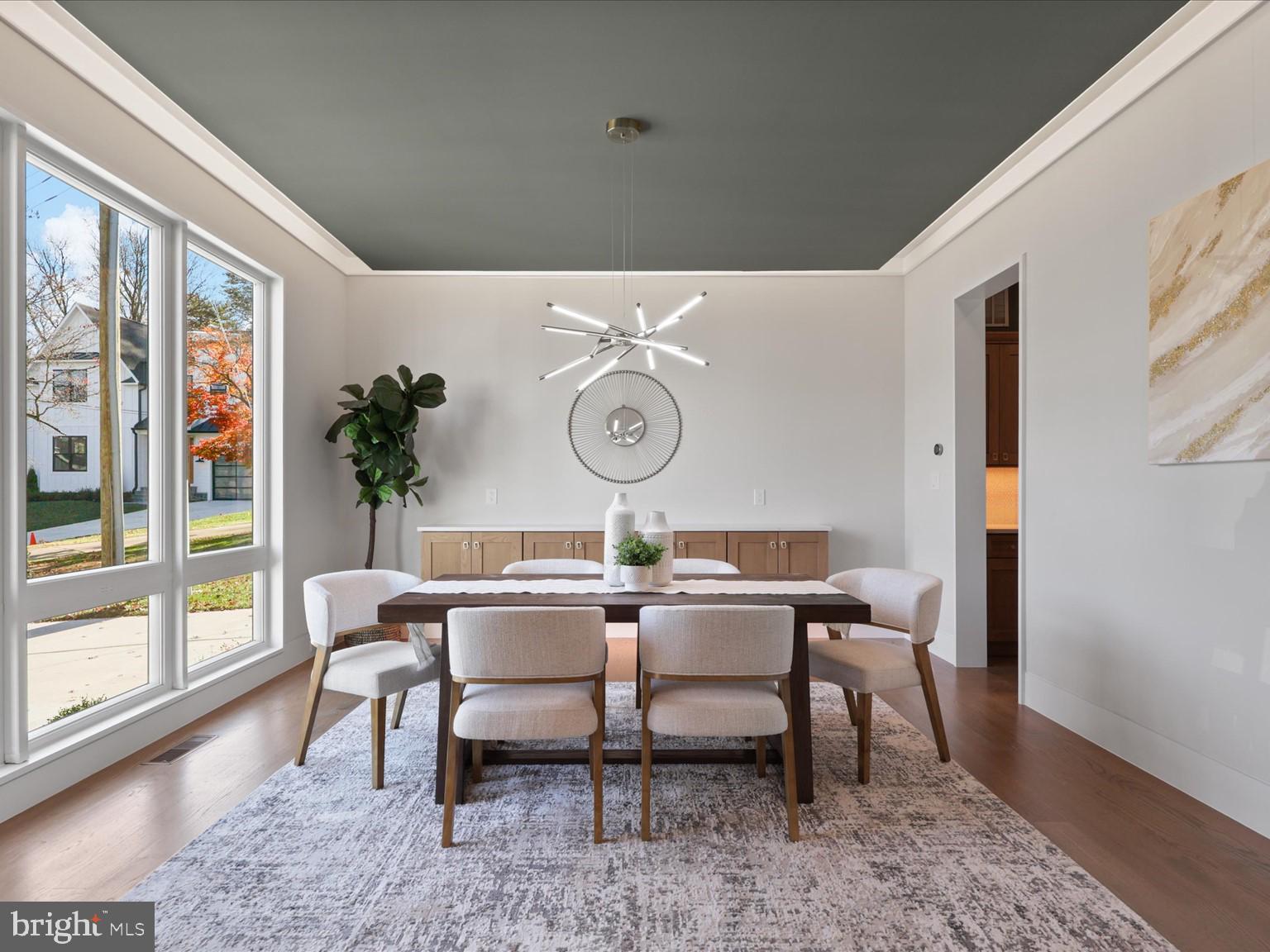 VIENNA WOODS - Residential