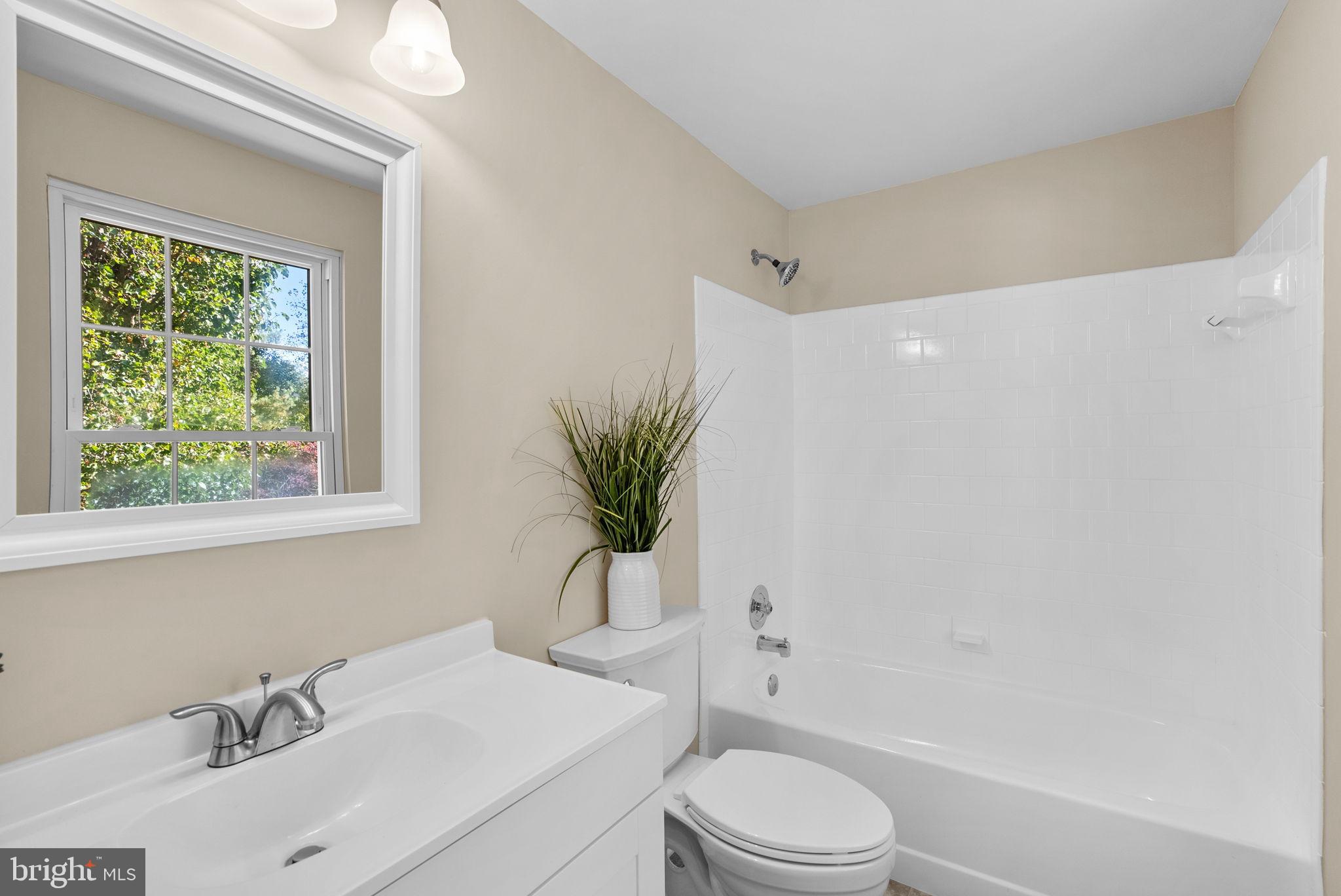 GOSHEN VILLAGE - Residential