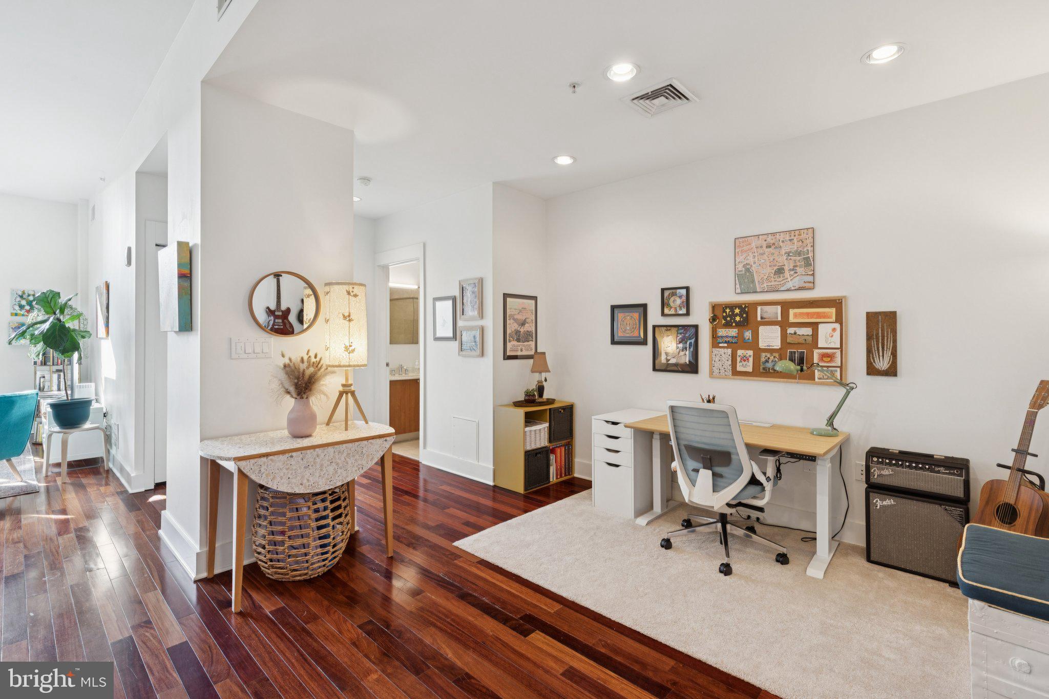 WASHINGTON SQ WEST - Residential