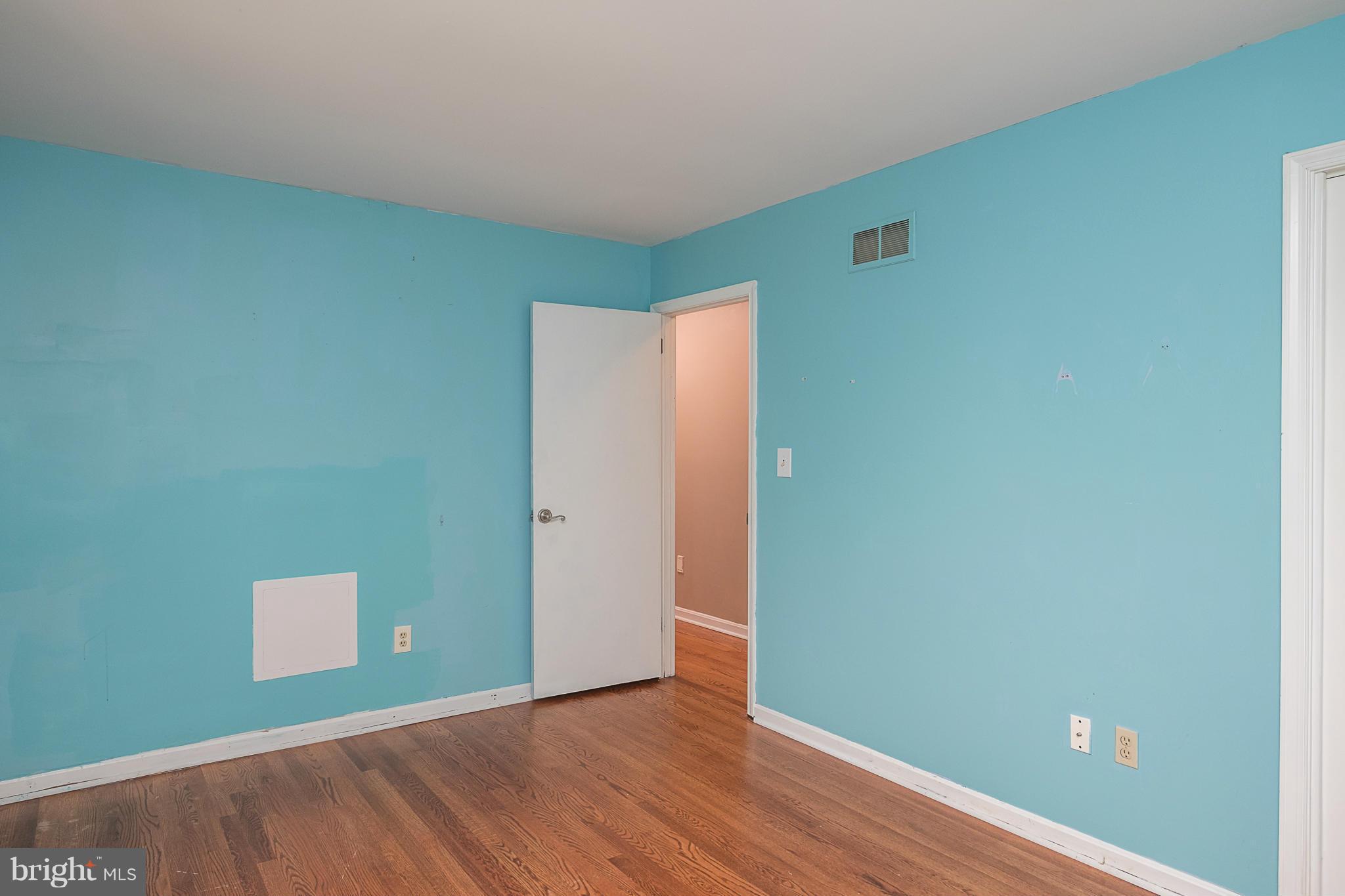 ULMSTEAD ESTATES - Residential