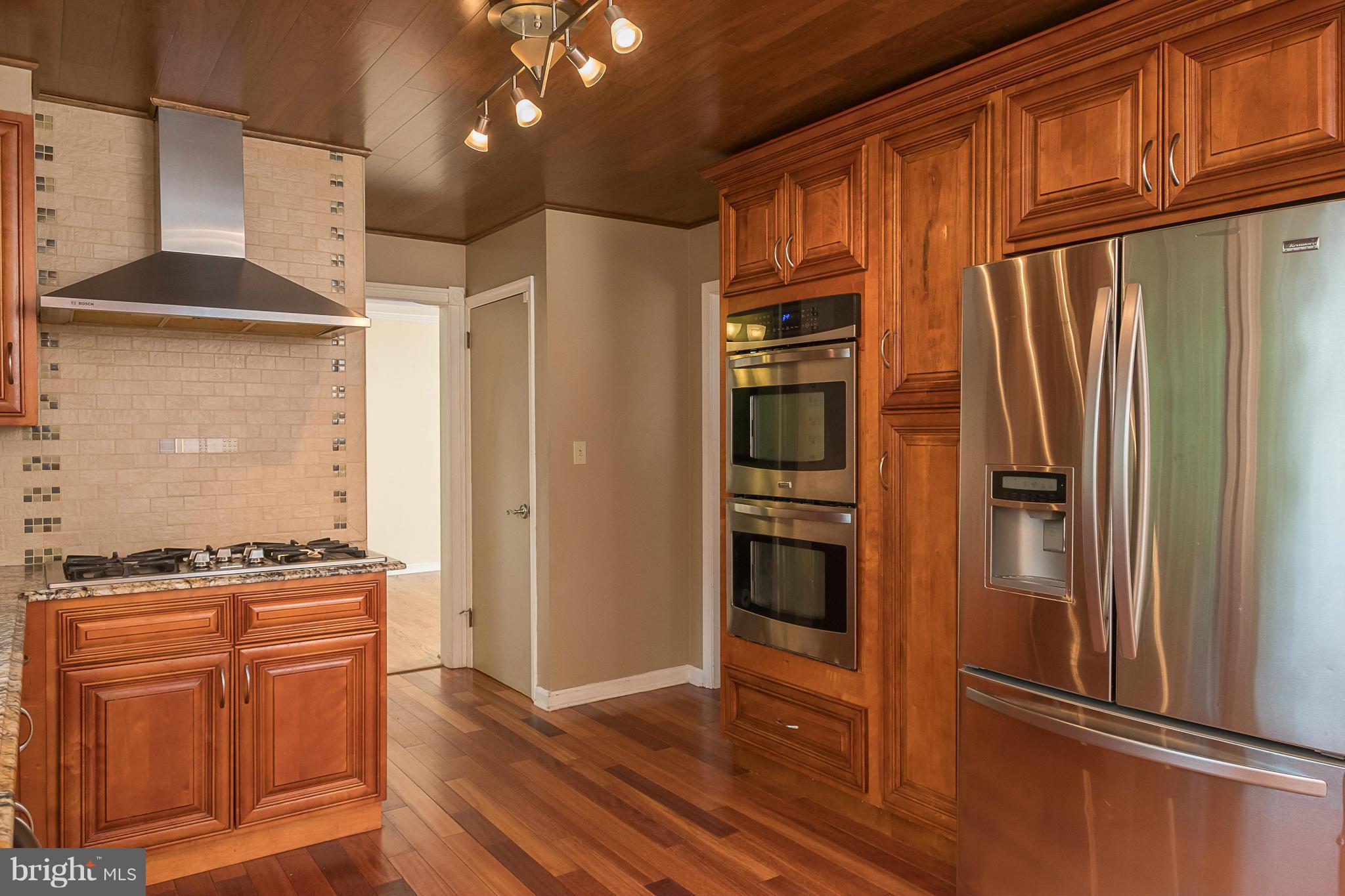 ULMSTEAD ESTATES - Residential